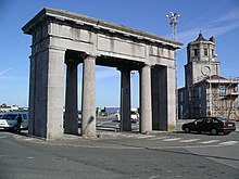 Admiralty arch Holyhead Admirality arch Holyhead.jpg