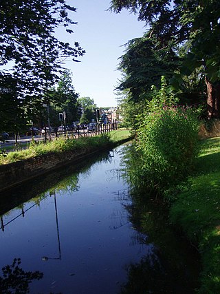 <span class="mw-page-title-main">Hobson's Conduit</span> Water supply channel in Cambridge, England