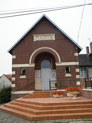 <span class="mw-page-title-main">Montauban-de-Picardie</span> Commune in Hauts-de-France, France