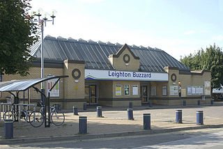 <span class="mw-page-title-main">Leighton Buzzard railway station</span> Railway station in Bedfordshire, England