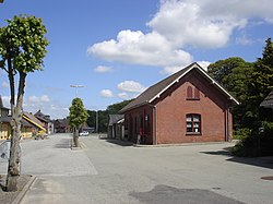 Jernbanegade og Stationsbygningen