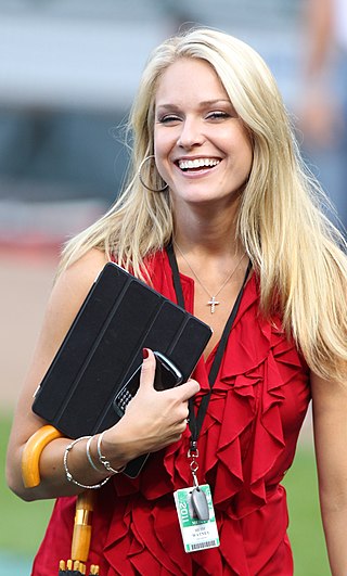 <span class="mw-page-title-main">Heidi Watney</span> American sportscaster (born 1981)