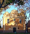 * Nomination Synagogue in autumn light--Szilas 14:08, 3 November 2007 (UTC) * Decline Confusing composition with too many elements, overexposed parts, noise, unsharpness, purple fringing - Alvesgaspar 23:23, 4 November 2007 (UTC)