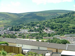 <span class="mw-page-title-main">Ton Pentre</span> Human settlement in Wales