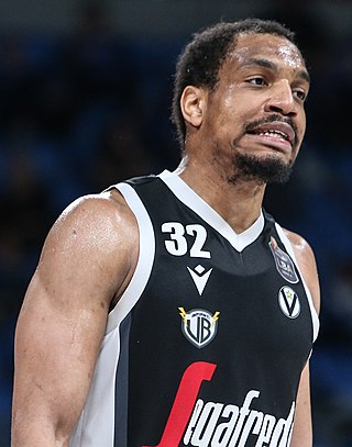 <span class="mw-page-title-main">Vince Hunter</span> American basketball player