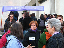 Manifestatie tijdens het proces tegen Djamel Derrar in 2006