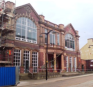 <span class="mw-page-title-main">Burslem School of Art</span> Former art school in Burslem, England