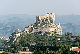 <span class="mw-page-title-main">Rock castle</span>