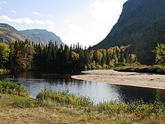 Fond de la vallée de la rivière Malbaie.