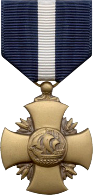 <span class="mw-page-title-main">Navy Cross</span> U.S. Naval Service medal for valor