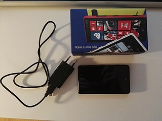 <span class="mw-page-title-main">Nokia Lumia 820</span> 2012 Nokia smartphone