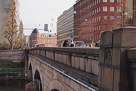 Siltasaarenkatu au nord de Pitkänsilta.