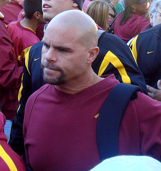 <span class="mw-page-title-main">Nick Holt</span> American football player and coach (born 1962)