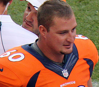 <span class="mw-page-title-main">Cody Larsen</span> American football player (born 1987)