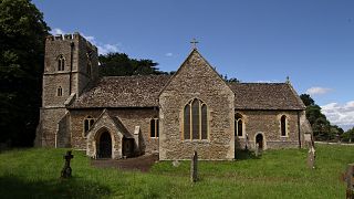 <span class="mw-page-title-main">Hinton Waldrist</span> Human settlement in England