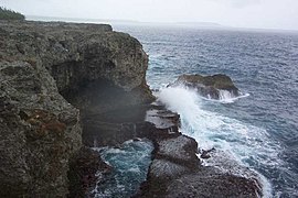 Falèz Xodre nan Lifou.