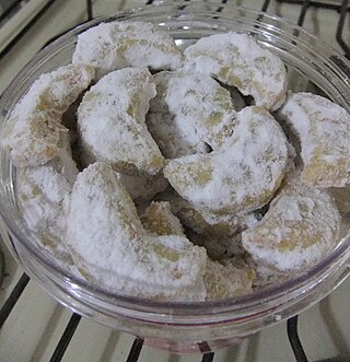 <span class="mw-page-title-main">Kue putri salju</span> Indonesian traditional cake