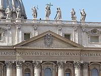 Saint Peter's Basilica, Borghese arms of Pope Paul IV, 1550s