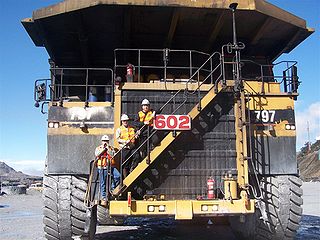 <span class="mw-page-title-main">Caterpillar 797</span> Off-highway ultra class haul truck for mining and heavy-duty construction