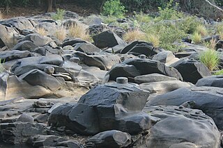 <span class="mw-page-title-main">Sahasralinga</span> Tourist destination near Sirsi, Karnataka