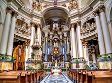 Interior de la catedral de los dominicos.