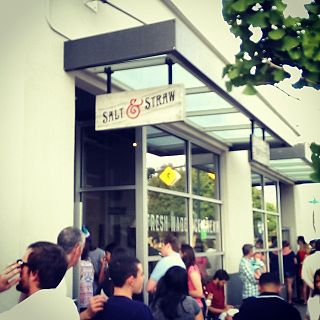 <span class="mw-page-title-main">Salt & Straw</span> Ice cream company in Portland