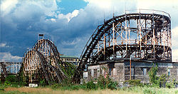 The original Thunderbolt in 1995 ThunderboltConeyIsland1995.jpg