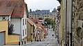 Raugrafenstraße mit Schloss