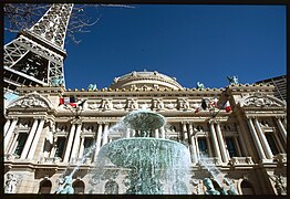 Las Vegas. Dettaglio del Paris Las Vegas Hotel e Casinò (DOI 13699).jpg