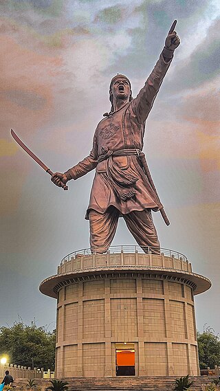 <span class="mw-page-title-main">Lachit Borphukan</span> Commander in the Ahom kingdom