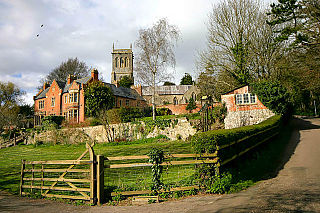 <span class="mw-page-title-main">Brent Knoll (village)</span> Human settlement in England