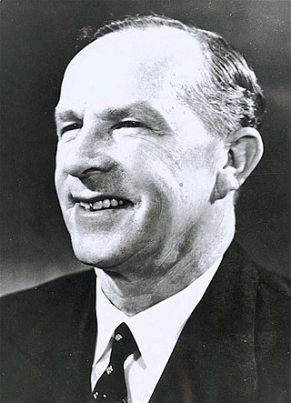 <span class="mw-page-title-main">Garfield Barwick</span> 7th Chief Justice of Australia and politician (1903–1997)