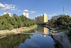 A section of Liangshui River on the western portion of the subdistrict, 2020