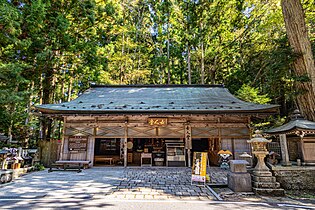 不動坂口に唯一残る女人堂