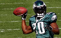 Dawkins before a 2007 Eagles game Bdawk4.jpg