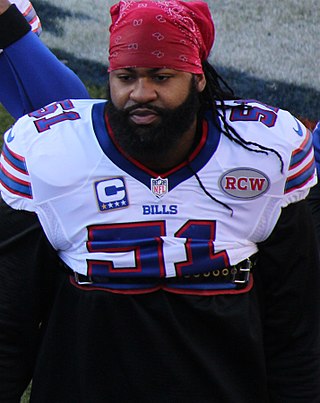 <span class="mw-page-title-main">Brandon Spikes</span> American football player (born 1987)