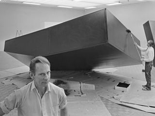 <span class="mw-page-title-main">Ronald Bladen</span> Canadian-American painter and sculptor (1918-1988)