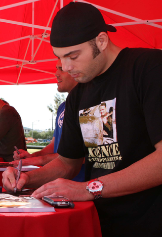 <span class="mw-page-title-main">Mike Swick</span> American mixed martial arts fighter