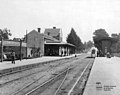 La estación original, durante la época del Ferrocarril del Sud.