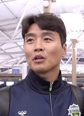 <span class="mw-page-title-main">Lee Dong-gook</span> South Korean footballer