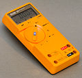 Fluke 23 multimeter