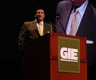 <span class="mw-page-title-main">Greg Gumbel</span> American sportscaster (born 1946)