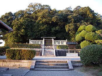 Grab der Tennō Temmu und Jitō in Nara