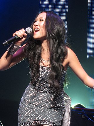 <span class="mw-page-title-main">Thia Megia</span> Singer