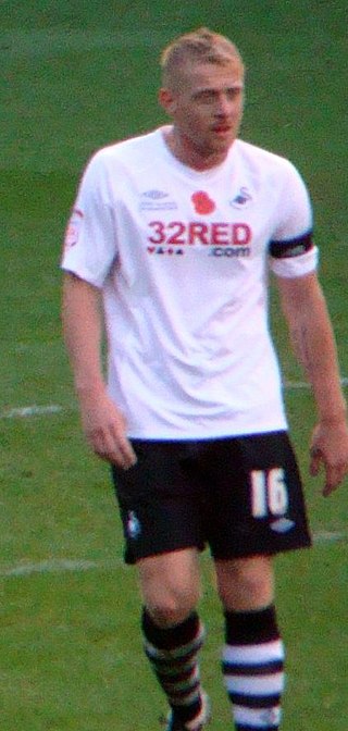 <span class="mw-page-title-main">Garry Monk</span> English footballer and manager (born 1979)