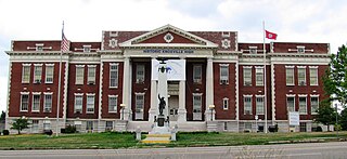 <span class="mw-page-title-main">Knoxville High School (Tennessee)</span> United States historic place