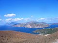 Panorama vanaf de Gran Cratere della Fossa op Vulcanello, Lipari en Salina