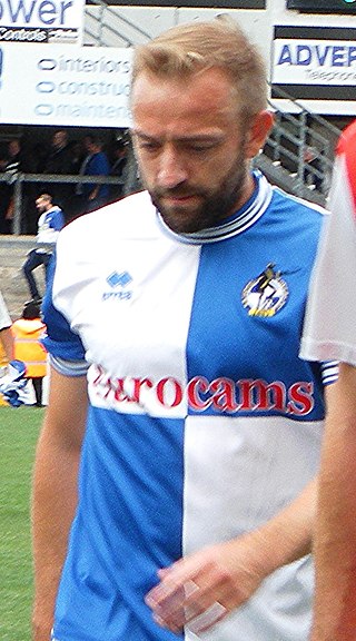 <span class="mw-page-title-main">Matt Gill</span> English footballer (born 1980)