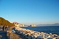 Via Caracciolo, on the left Naples' City Garden, on the right Castel dell'Ovo