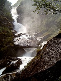 Une cascade de l'Ova da Fedoz en Suisse